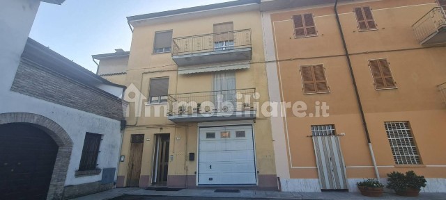 Terratetto plurifamiliare Strada Padana Inferiore, Centro, Caorso