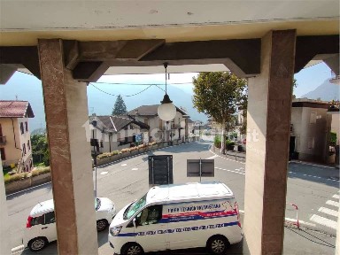 Saint-Vincent, Via Vuillerminaz, 48