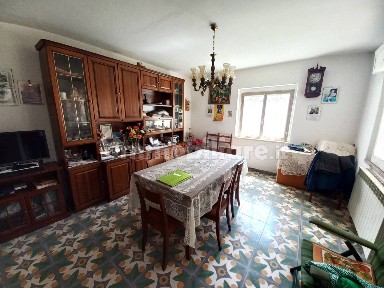 Pennadomo, Via Vignali