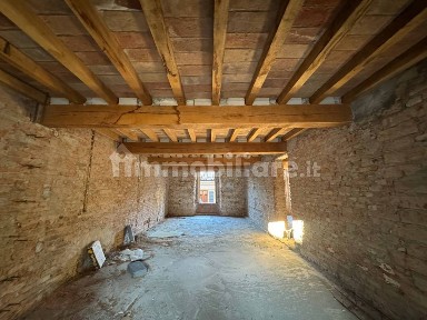 Terratetto plurifamiliare via Chiapponi, Centro Storico, Piacenza