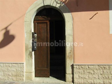 Altino, Via Roma, 11