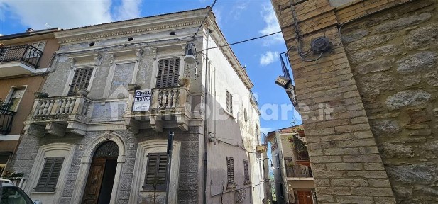 Perano, Via Duca degli Abruzzi, 160