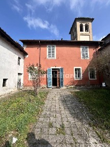 Terratetto unifamiliare 240 m², da ristrutturare, Viustino, San Giorgio Piacentino
