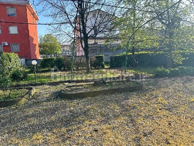 Terratetto unifamiliare 250 m², buono stato, San Nicolò, Rottofreno