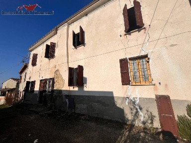 Terratetto plurifamiliare montechino, Montechino, Gropparello