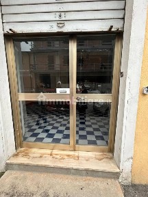 Locale commerciale in Affitto
