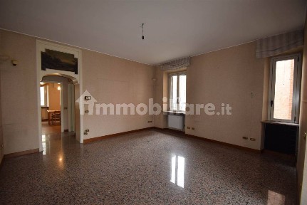 Piacenza, Via Taverna - Ospedale