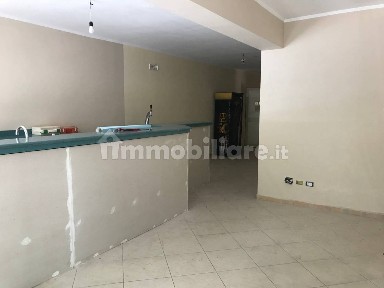 Locale commerciale in Affitto