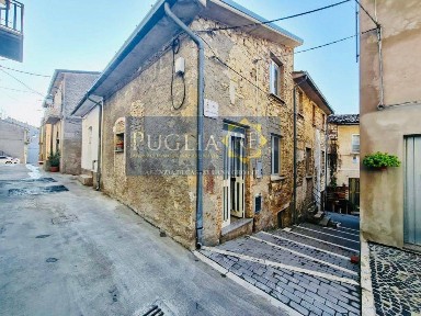 Carunchio, Via Croce Vico 2