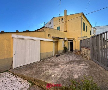 San Salvo, Via VII Vico Mazzini, 4