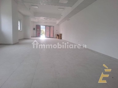 L'Aquila, Strada Statale 17 Ovest, 24