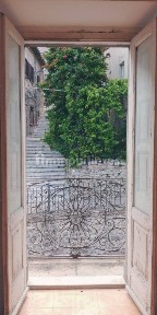 Terratetto unifamiliare via Eugenio Sirolli, Centro, Archi