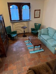 Terratetto unifamiliare 240 m², ottimo stato, Pubblico Passeggio, Piacenza