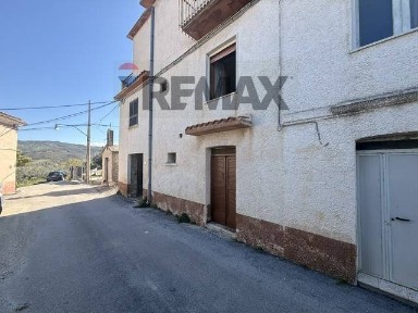 Terratetto plurifamiliare frazione Gallo 34, Civitella Messer Raimondo