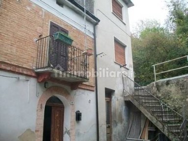 Terratetto unifamiliare via per Orsogna, Centro, Lanciano