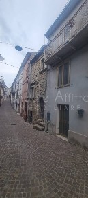 Terratetto unifamiliare 120 m², da ristrutturare, Fraine
