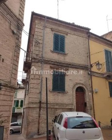 Terratetto unifamiliare via Ravizza, Centro, Lanciano