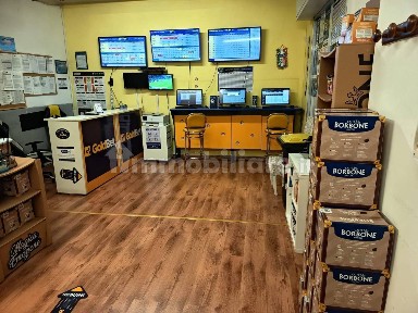 Sala giochi e scommesse in Vendita