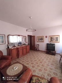 Castel Frentano, Via Germani, 9