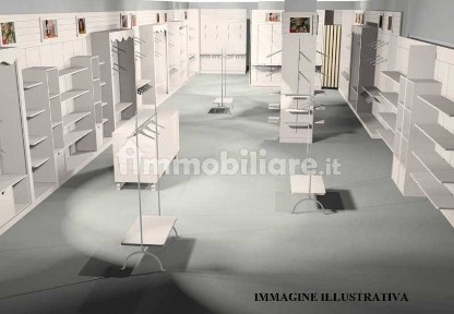 Locale commerciale in Vendita
