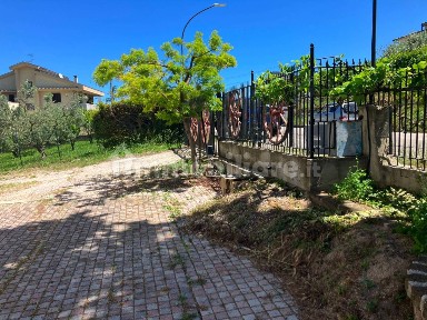 Terratetto plurifamiliare Contrada Polercia 13B, Cupello