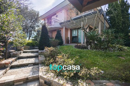 Villa unifamiliare via Eugenio Villoresi 62, Madonna Regina, Busto Arsizio
