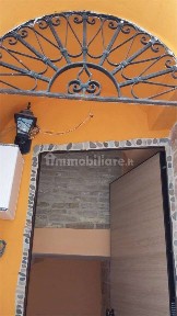 Terratetto unifamiliare 75 m², buono stato, Centro, Torino di Sangro