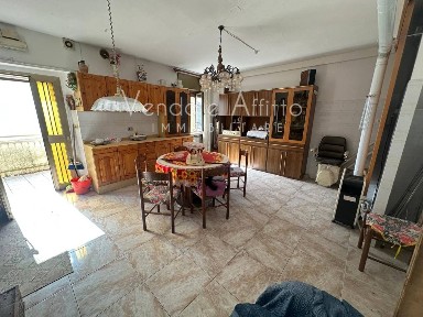 Terratetto unifamiliare 83 m², da ristrutturare, Centro, Celenza sul Trigno