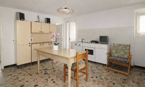Terratetto unifamiliare 119 m², da ristrutturare, Carunchio