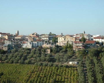 Terratetto unifamiliare 90 m², da ristrutturare, Centro, Frisa