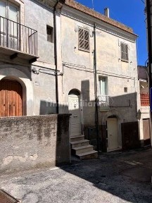 Terratetto unifamiliare 75 m², buono stato, Centro, Torino di Sangro