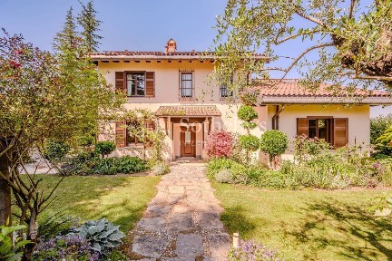 Villa unifamiliare via Filippo Bossi, Bodio, Bodio Lomnago