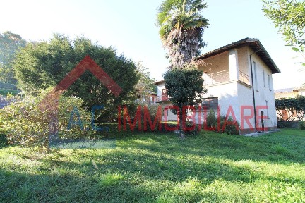 Villa unifamiliare via Corgeno 22, Centro, Vergiate