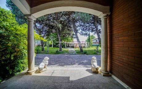 Villa plurifamiliare via Roma, Arsago Seprio