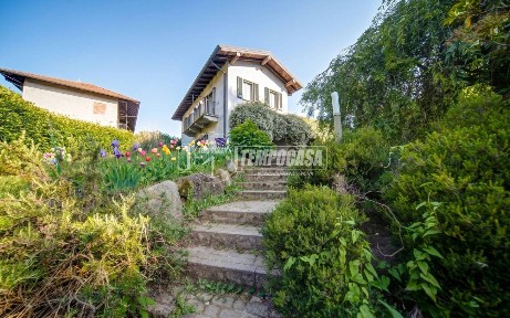 Villa unifamiliare via Golasecca, Sesto Calende
