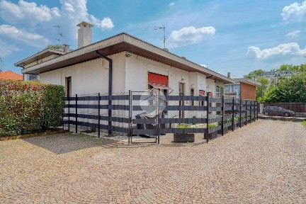 Villa unifamiliare via Ottaviano Custodi 15, Cascinetta, Gallarate