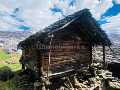 Chalet Località Deles Desot San C. No Number, Fontainemore