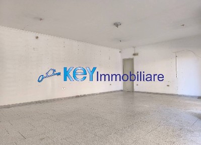 Attività commerciale in Affitto