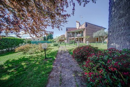 Villa unifamiliare corso Repubblica 60, Centro, Somma Lombardo