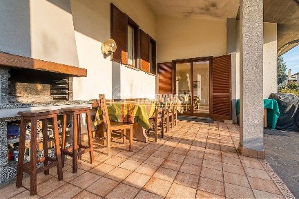 Villa bifamiliare viale Europa 68/B, Gorla Maggiore