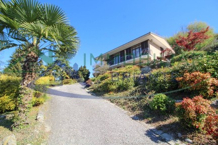 Villa unifamiliare via Giacomo Puccini, Golasecca