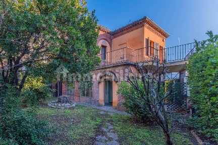 Villa unifamiliare via Bottini 4, Centro, Gallarate