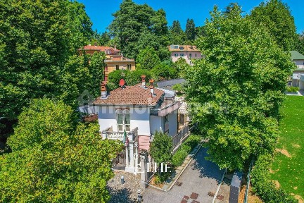 Villa unifamiliare via Fiume 46, Brunella, Varese