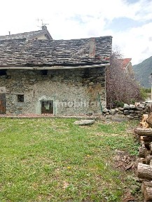 Rustico Ronchailles Inferiore, 18, La Place, Issogne