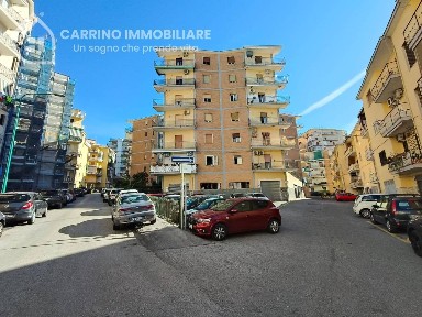 Attività commerciale in Affitto