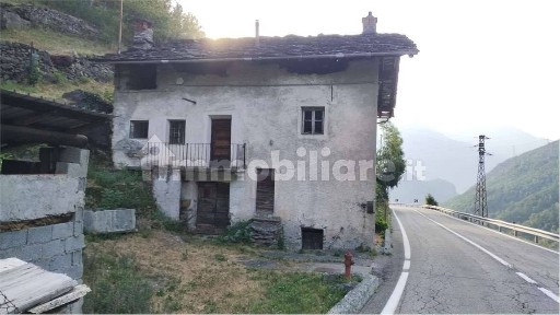 Rustico frazione Le Gourbelu', 5, Hone