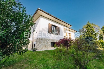 Carnago, Via Monte Grappa, 40