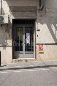 Attività commerciale in Affitto