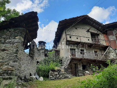 Challand-Saint-Anselme, Moussanet S.N.C.