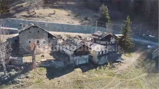 Rustico frazione Delaz, Brusson